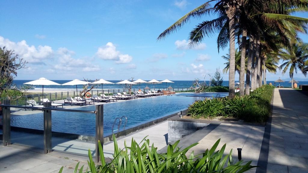 Ocean Apartment Spa & Golf Danang Exterior photo