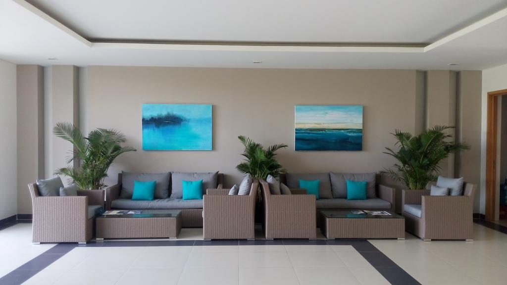 Ocean Apartment Spa & Golf Danang Exterior photo