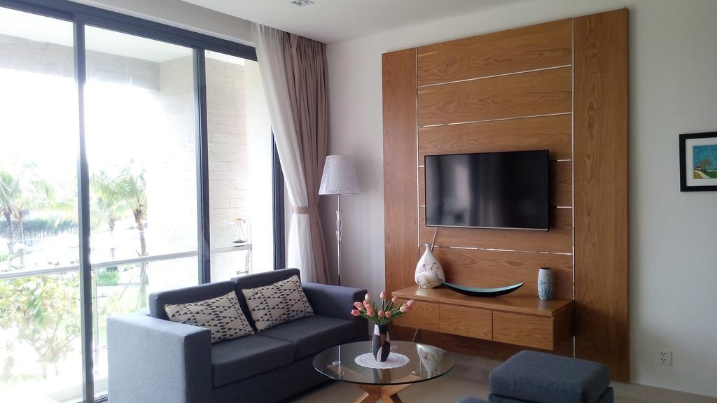 Ocean Apartment Spa & Golf Danang Exterior photo